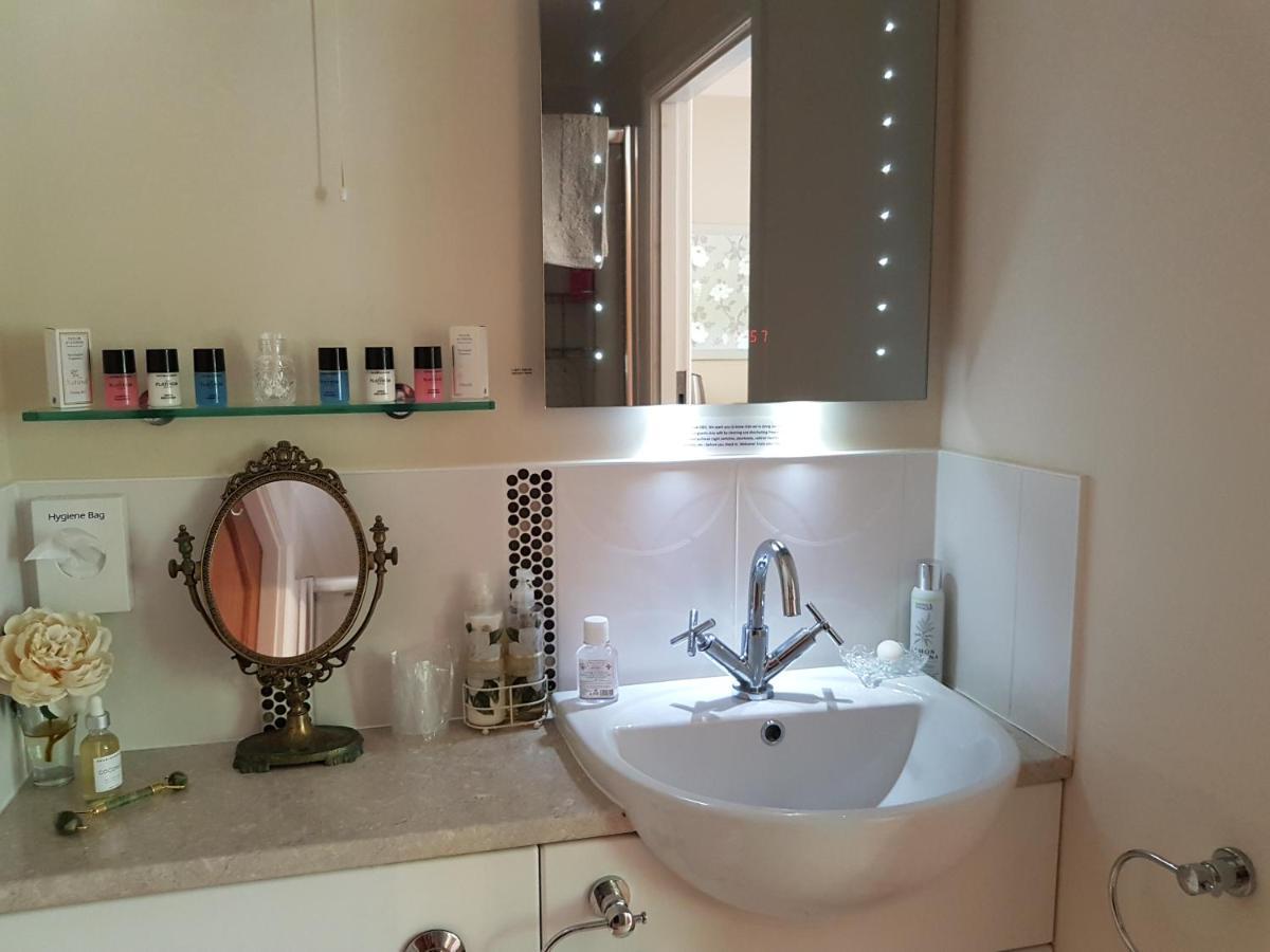Lilyoak B&B & Self Catering Apartment Insch Esterno foto
