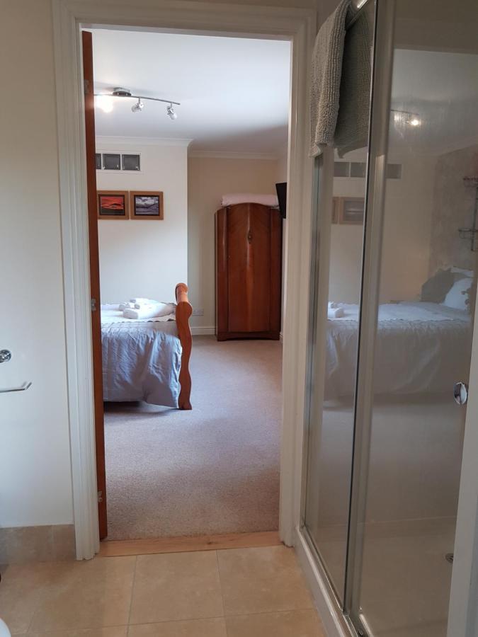 Lilyoak B&B & Self Catering Apartment Insch Esterno foto