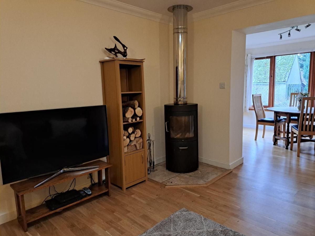 Lilyoak B&B & Self Catering Apartment Insch Esterno foto