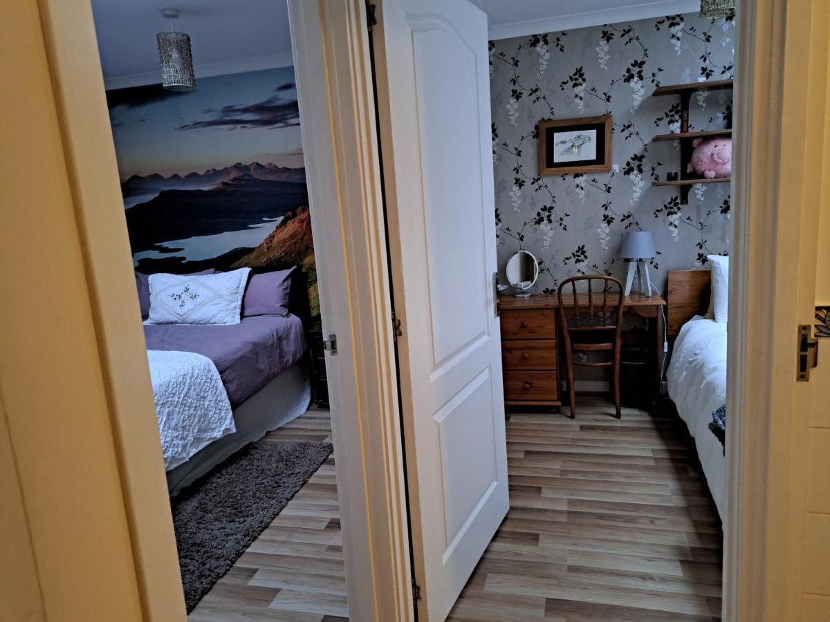 Lilyoak B&B & Self Catering Apartment Insch Esterno foto